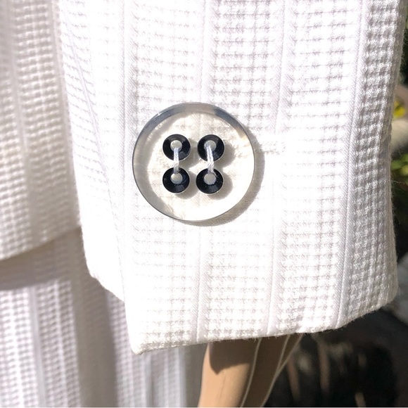 Giorgio Armani vintage white pant suit Sz 4 eu 36 - Picture 13 of 16